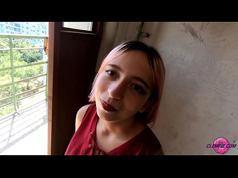 ❤️ Ուսանող Զգացմունքային ծծում է օտարին ծայրամասում ️ Պոռնո մեզ մոտ ❤